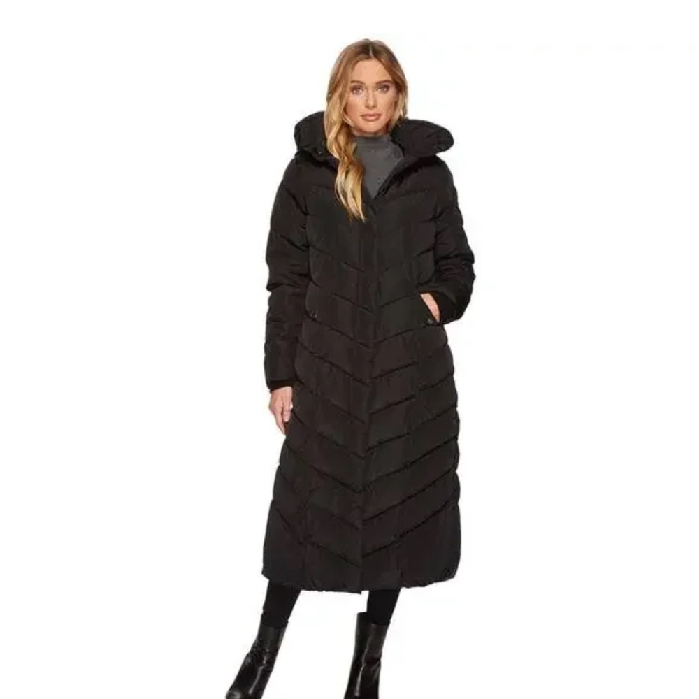 Steve Madden long puffer coat with hood women size small